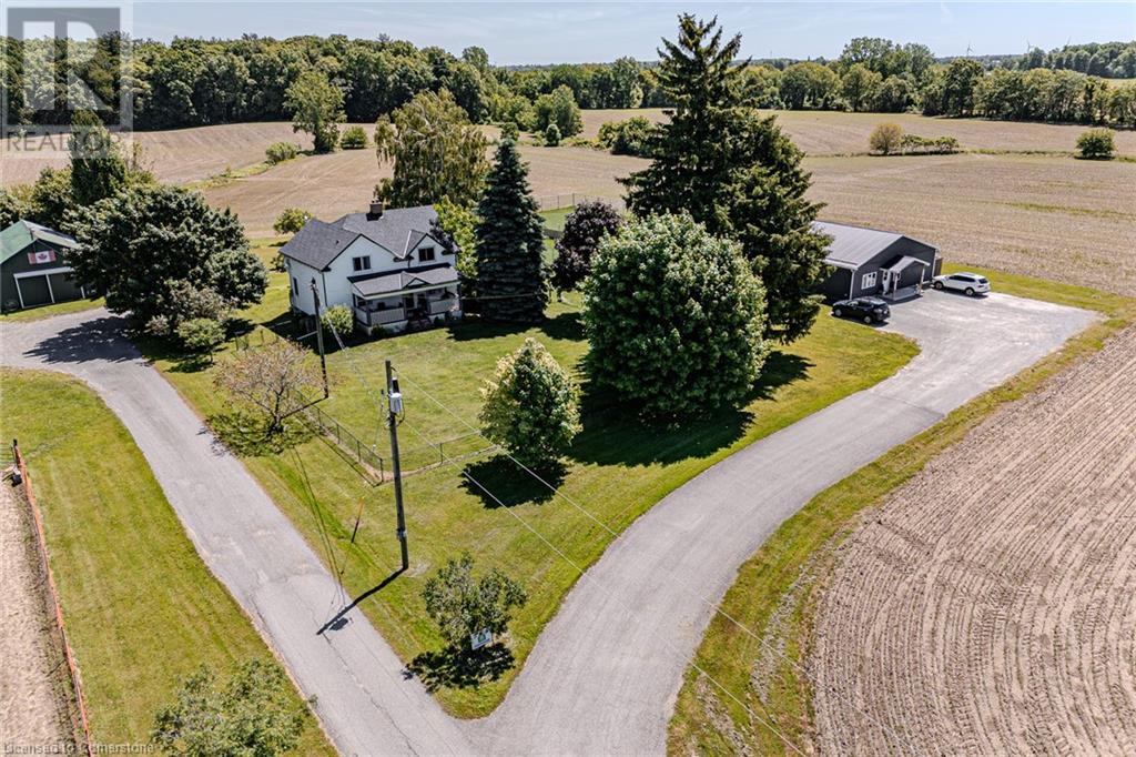631 Hillcrest Road, Simcoe, Ontario  N3Y 4K1 - Photo 2 - 40716239