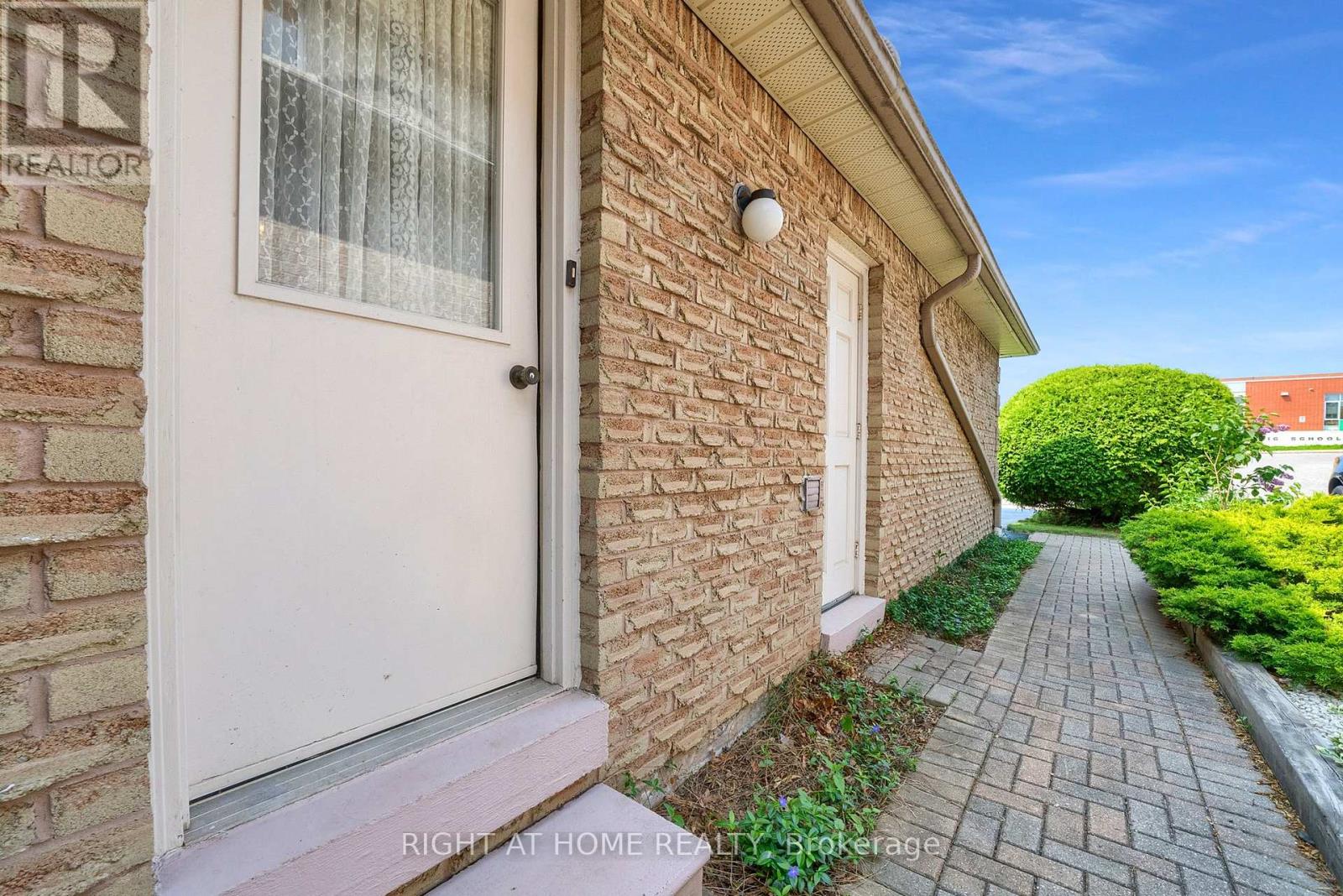 1825 Parkside Drive, Pickering, Ontario  L1V 3N9 - Photo 23 - E12211987