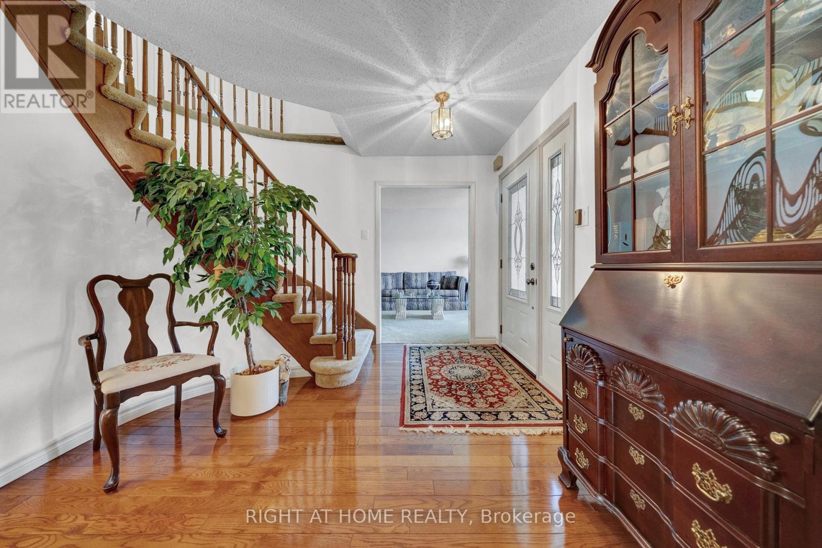 1825 Parkside Drive, Pickering, Ontario  L1V 3N9 - Photo 5 - E12211987