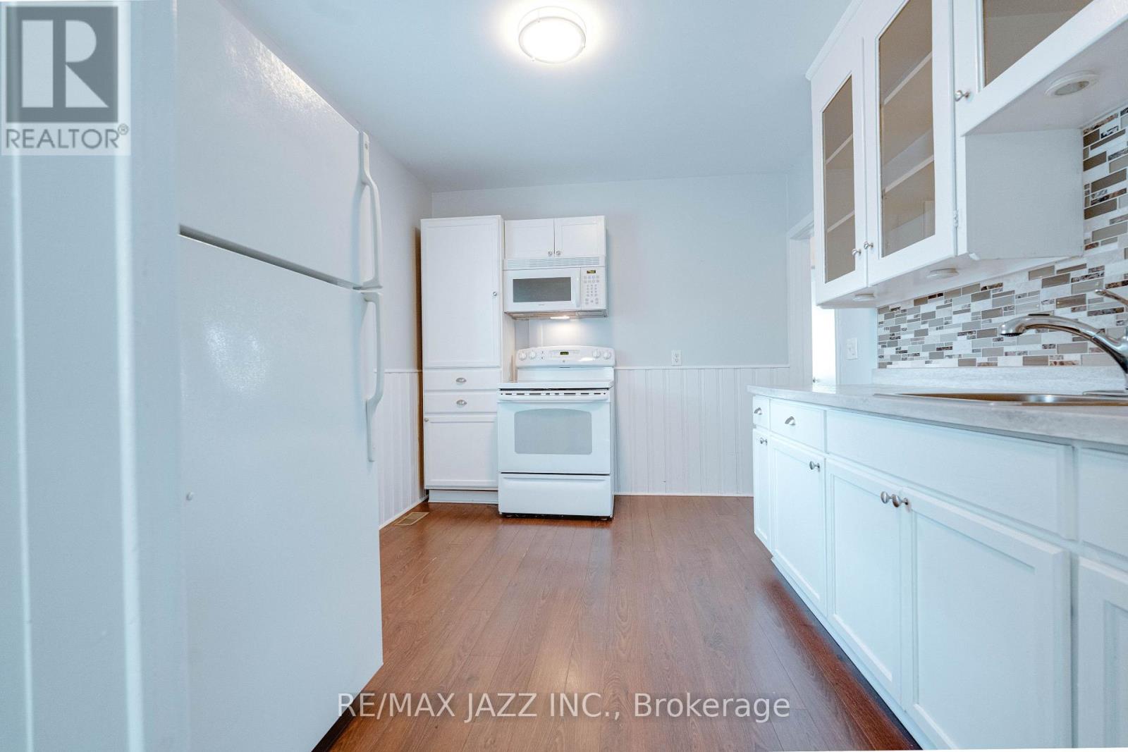 228 Gibbons Street, Oshawa, Ontario  L1J 4Y6 - Photo 13 - E12212019