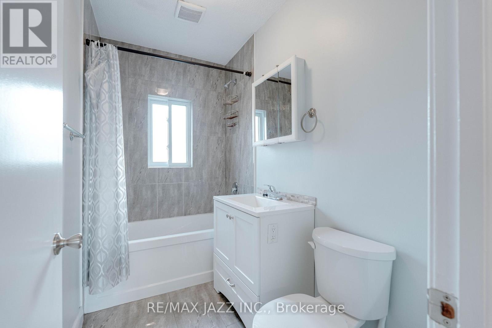 228 Gibbons Street, Oshawa, Ontario  L1J 4Y6 - Photo 15 - E12212019