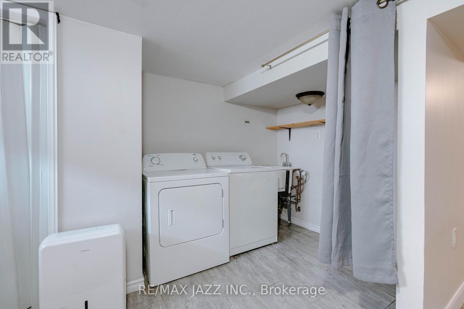 228 Gibbons Street, Oshawa, Ontario  L1J 4Y6 - Photo 19 - E12212019