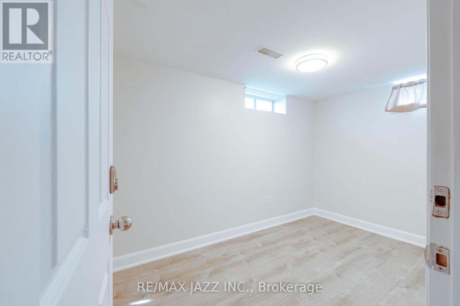228 Gibbons Street, Oshawa, Ontario  L1J 4Y6 - Photo 23 - E12212019