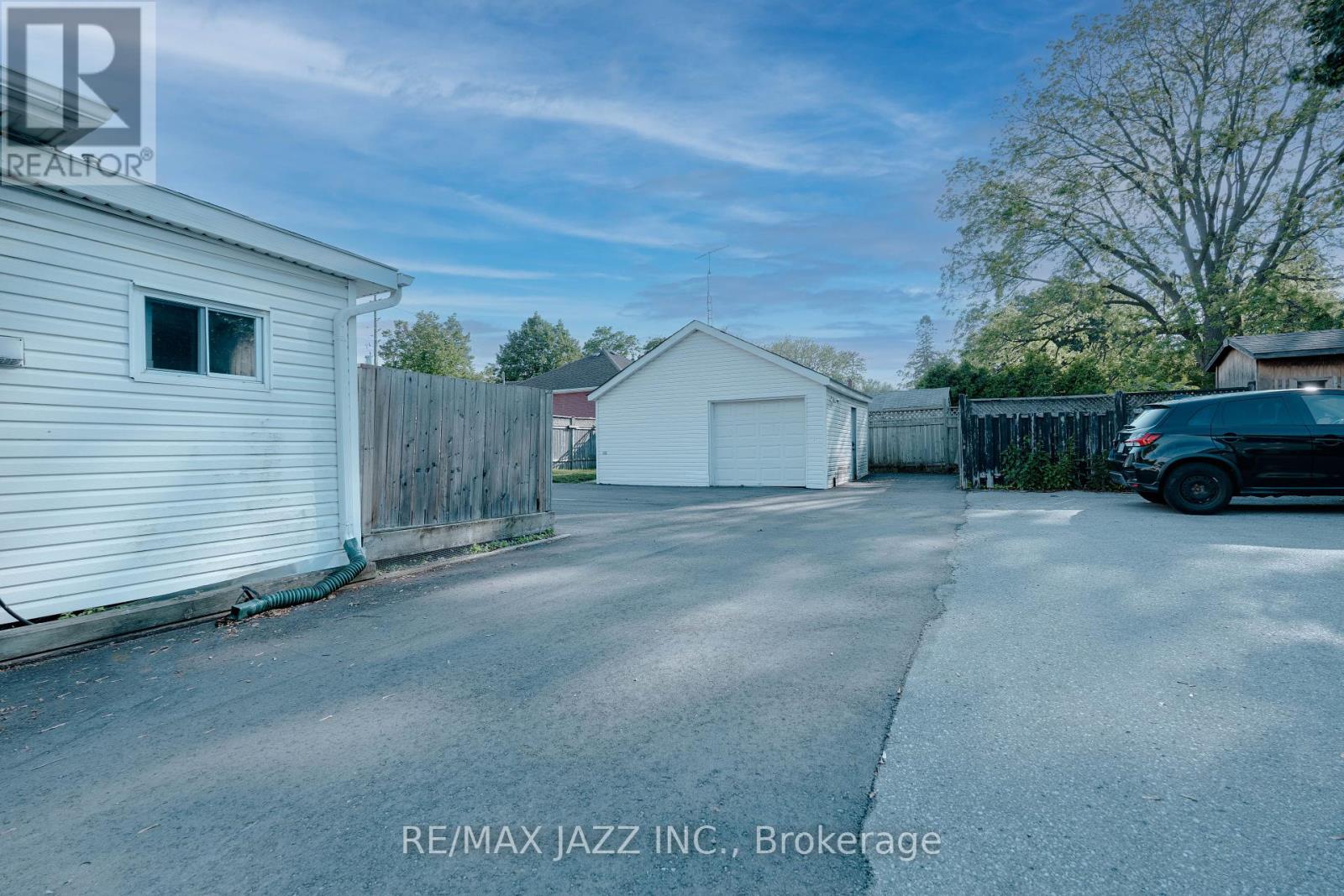 228 Gibbons Street, Oshawa, Ontario  L1J 4Y6 - Photo 30 - E12212019