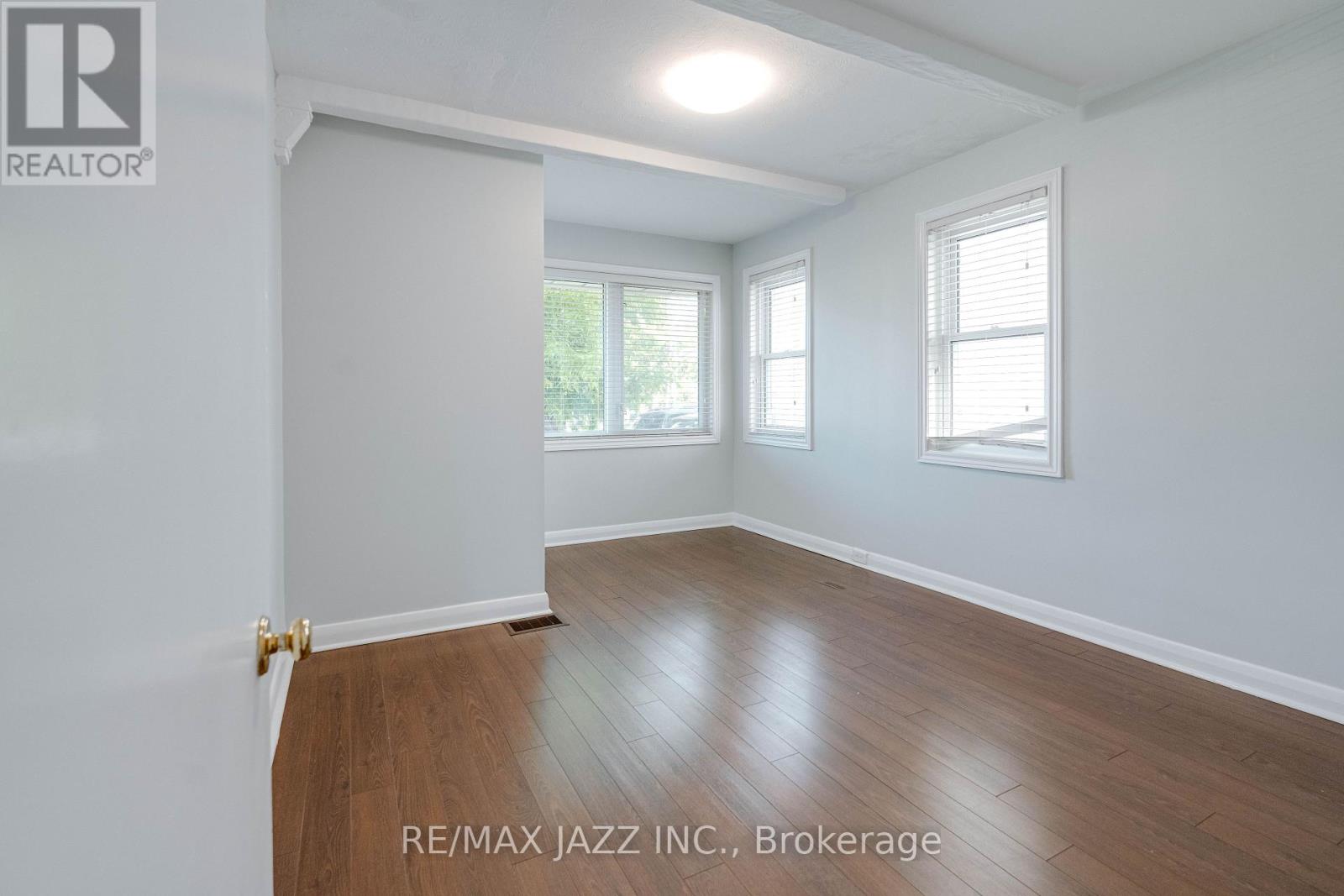 228 Gibbons Street, Oshawa, Ontario  L1J 4Y6 - Photo 8 - E12212019