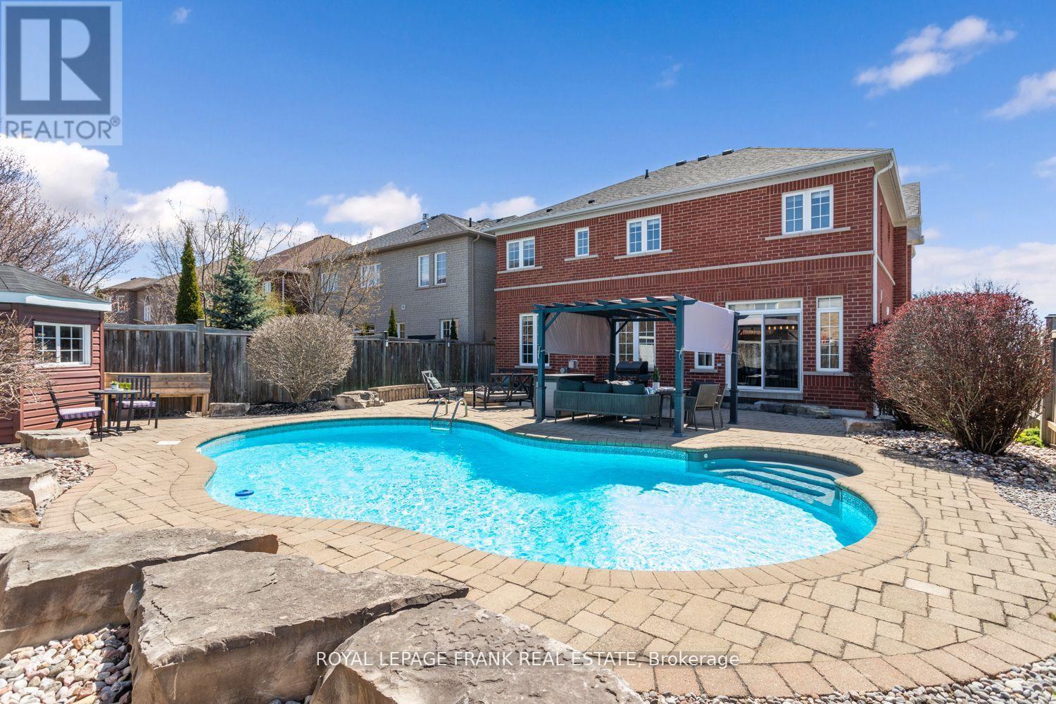 1053 Copperfield Drive, Oshawa, Ontario  L1K 3C4 - Photo 4 - E12212043