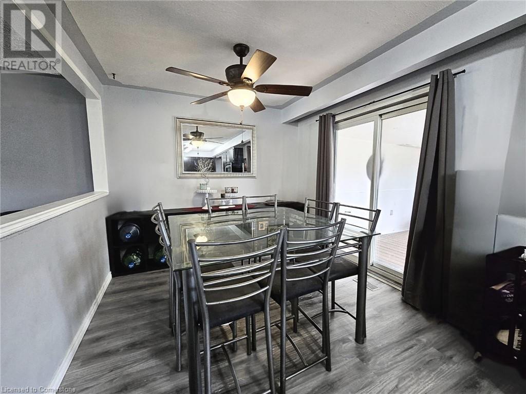 320 Country Hill Drive, Kitchener, Ontario  N2E 2C2 - Photo 5 - 40739802