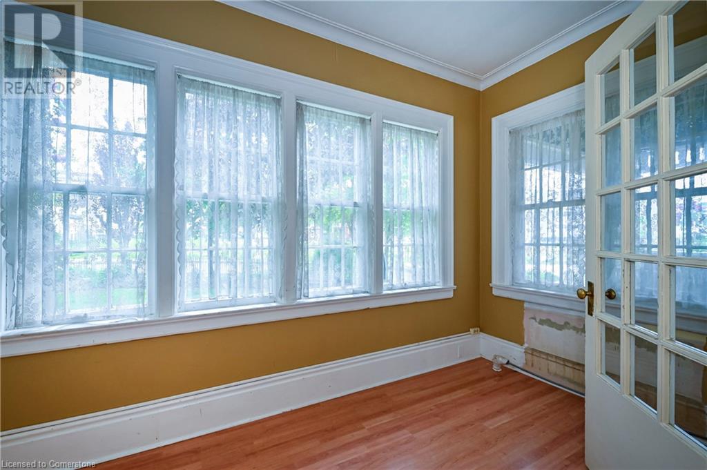 140 Lancaster Street E, Kitchener, Ontario  N2H 1N1 - Photo 39 - 40739829