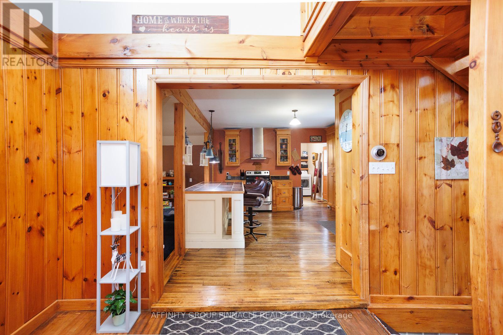 3462 Monck Road, Kawartha Lakes, Ontario  K0M 2L0 - Photo 11 - X12212086