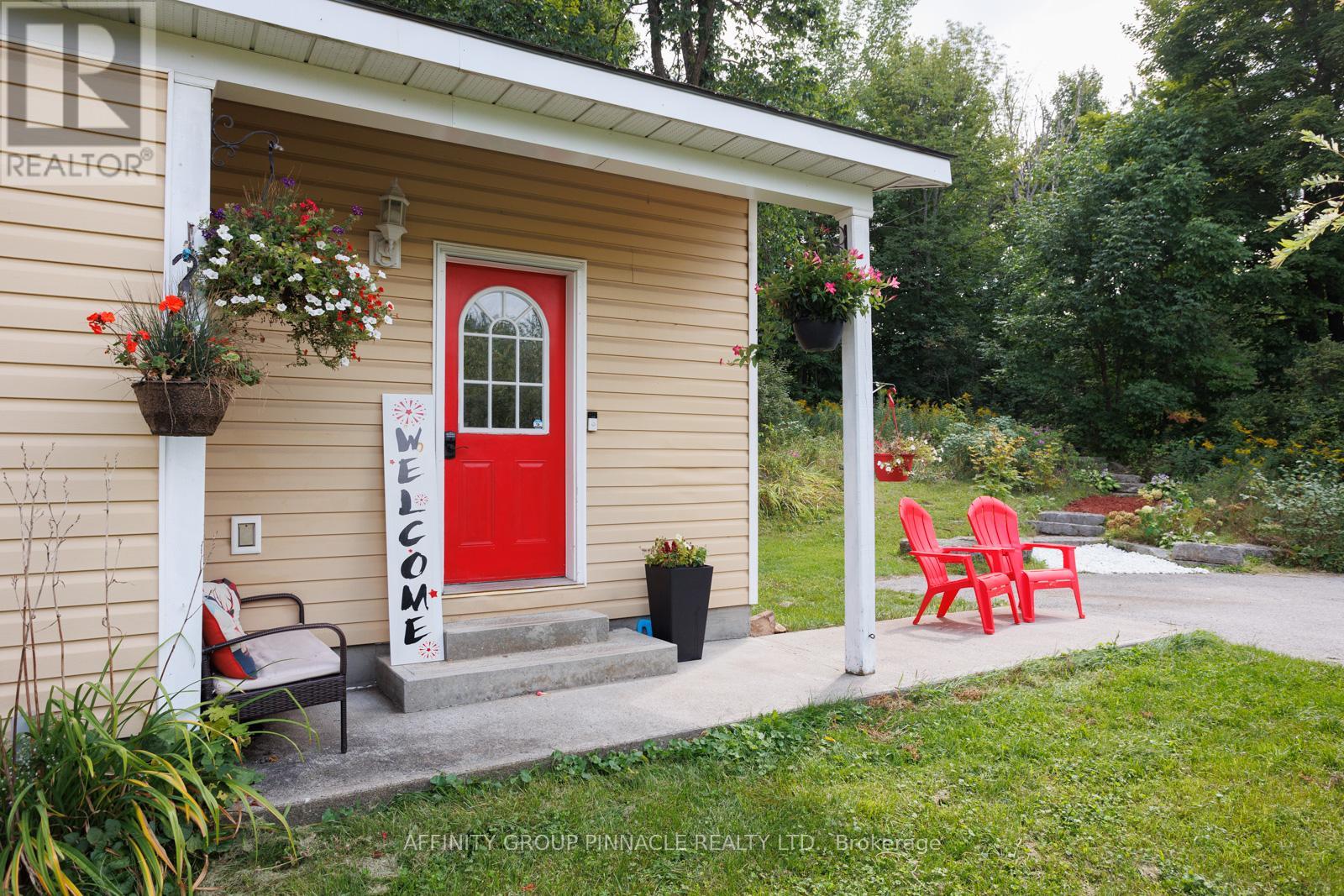 3462 Monck Road, Kawartha Lakes, Ontario  K0M 2L0 - Photo 7 - X12212086