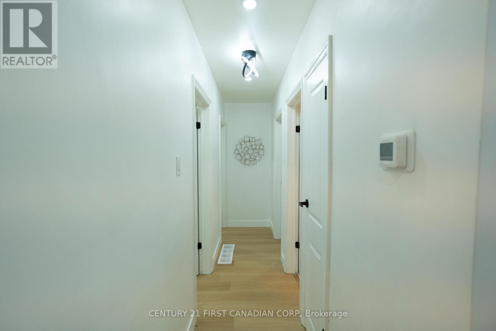 439 Hale Street E, London East (East N), Ontario  N5W 1G5 - Photo 17 - X12212080