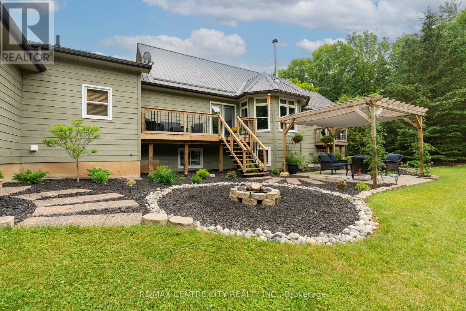 10410 Sandytown Road, Bayham, Ontario  N0J 1H0 - Photo 16 - X12212178