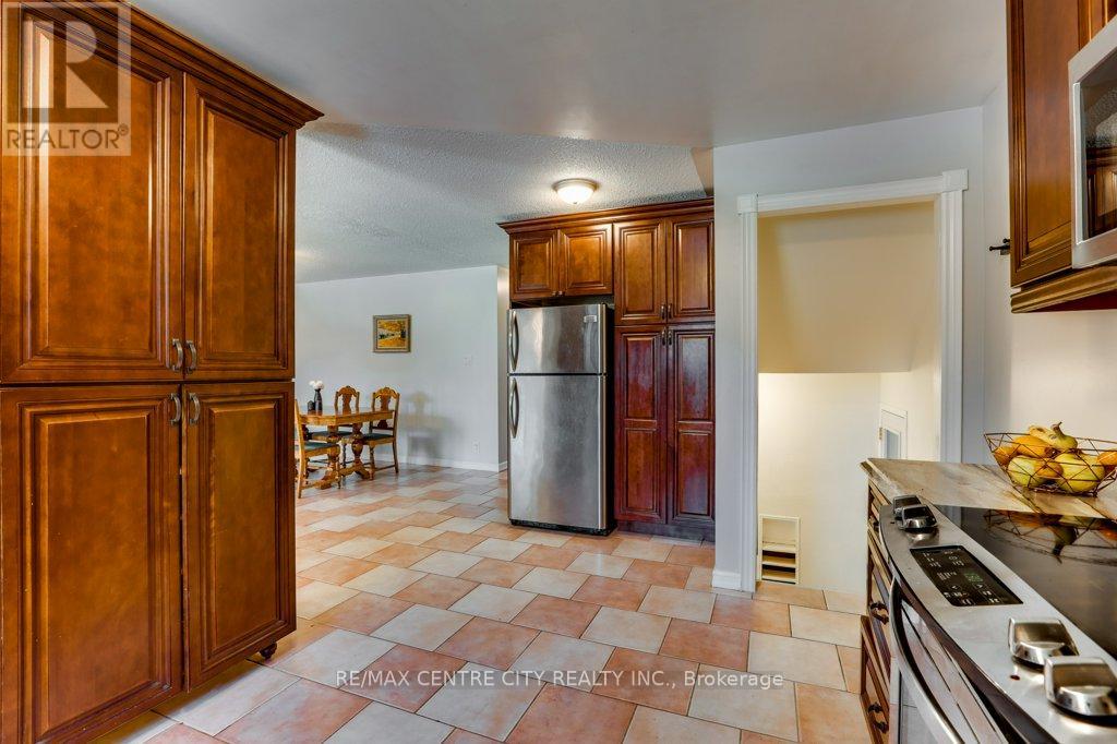Photo 10 of 50 for 32 Mclarty Drive