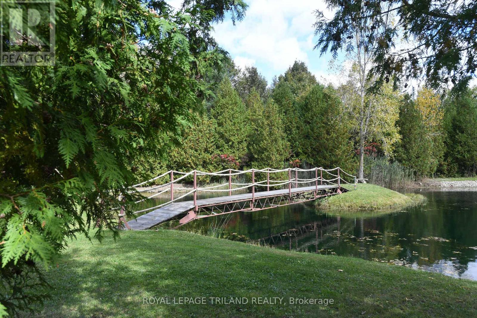 7264 Ridge Road, Lambton Shores (Bosanquet), Ontario  N0N 1J3 - Photo 38 - X12212207