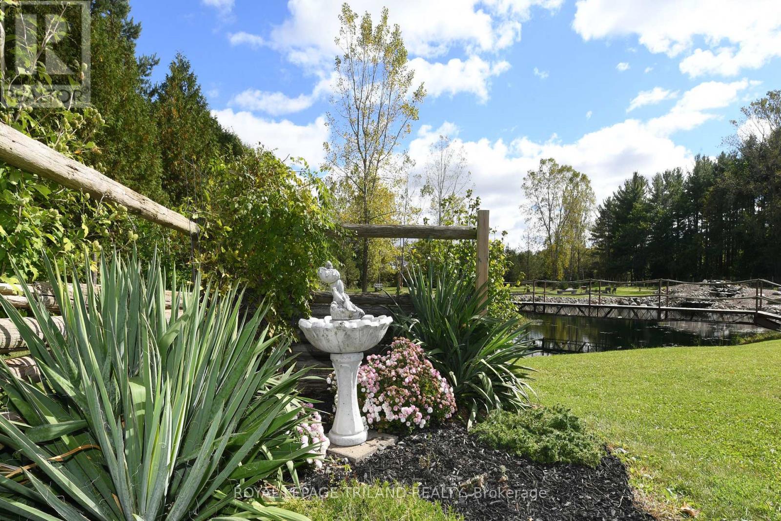 7264 Ridge Road, Lambton Shores (Bosanquet), Ontario  N0N 1J3 - Photo 39 - X12212207
