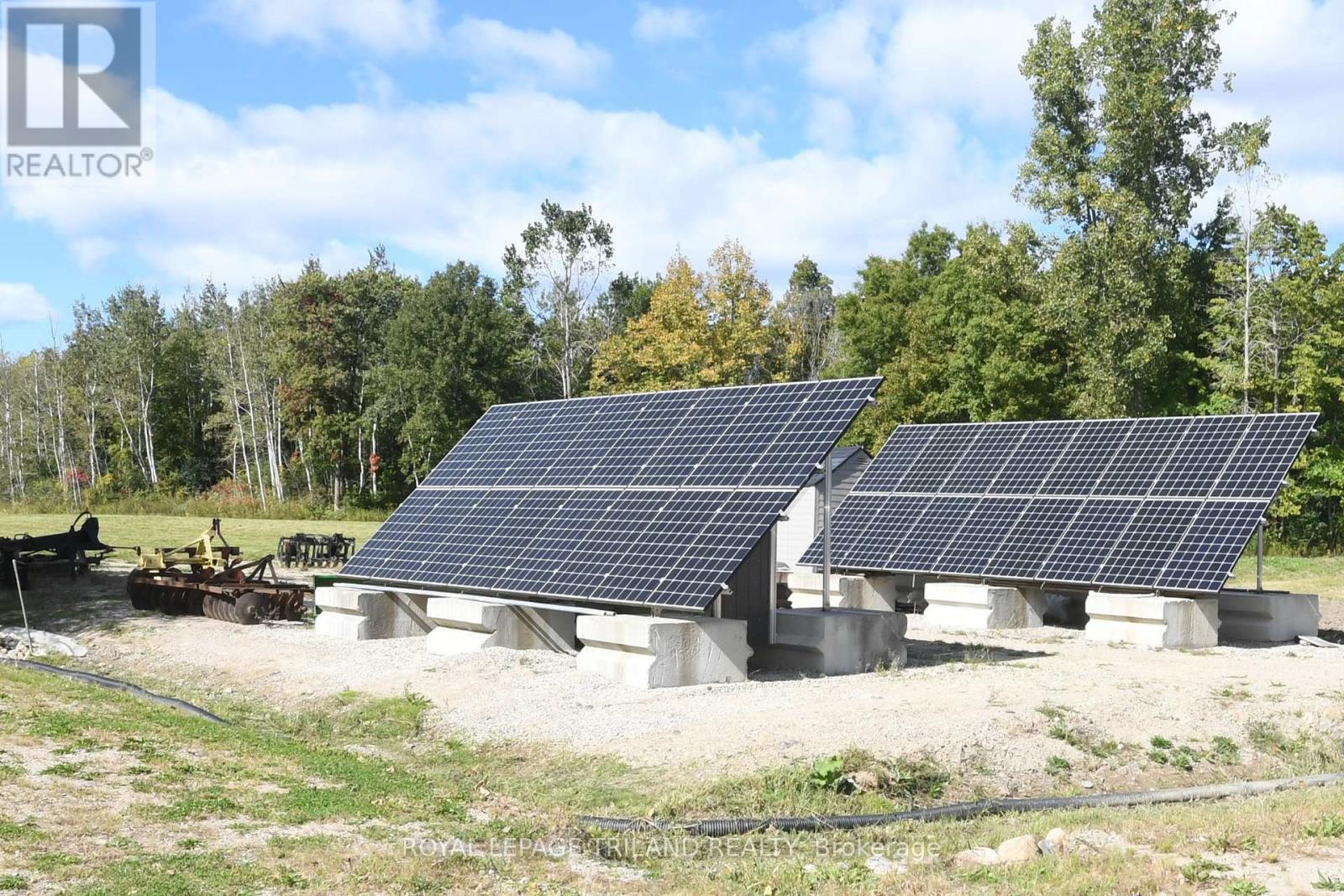 7264 Ridge Road, Lambton Shores (Bosanquet), Ontario  N0N 1J3 - Photo 43 - X12212207