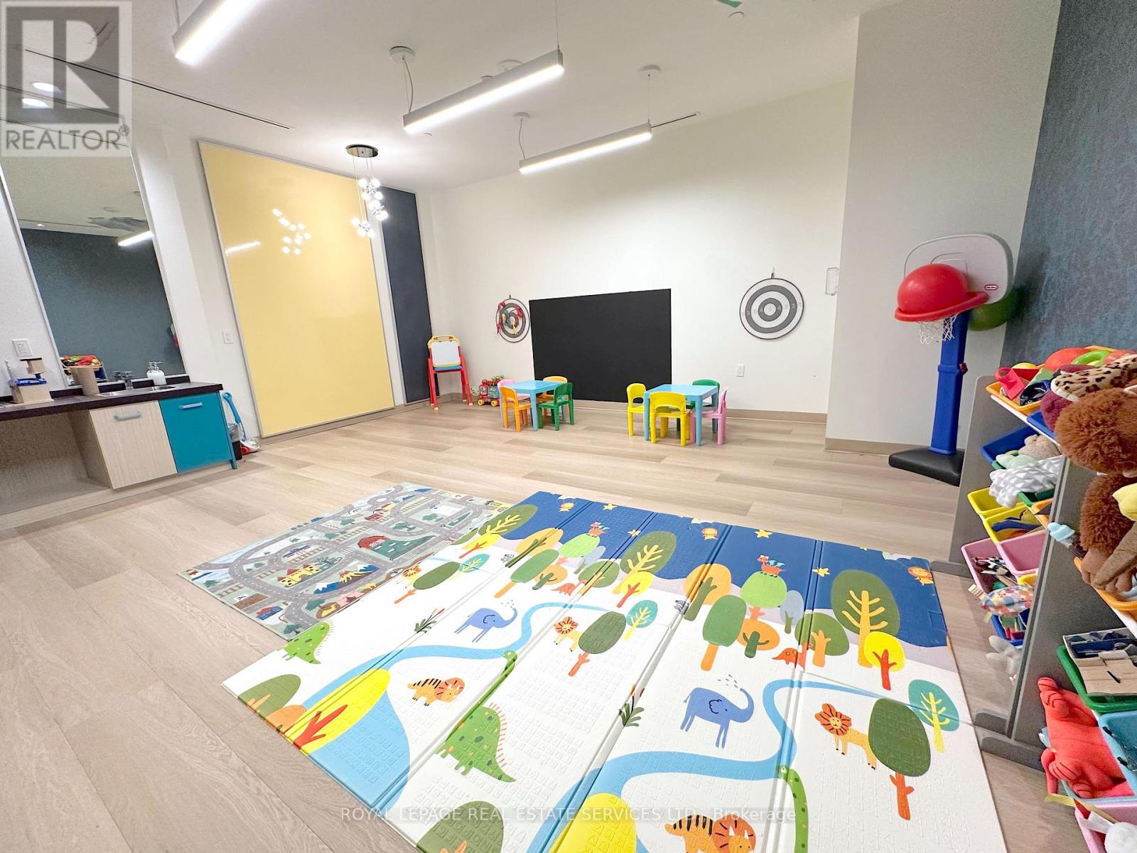 1103 - 1225 York Mills Road, Toronto, Ontario  M3A 1Y4 - Photo 18 - C12211901