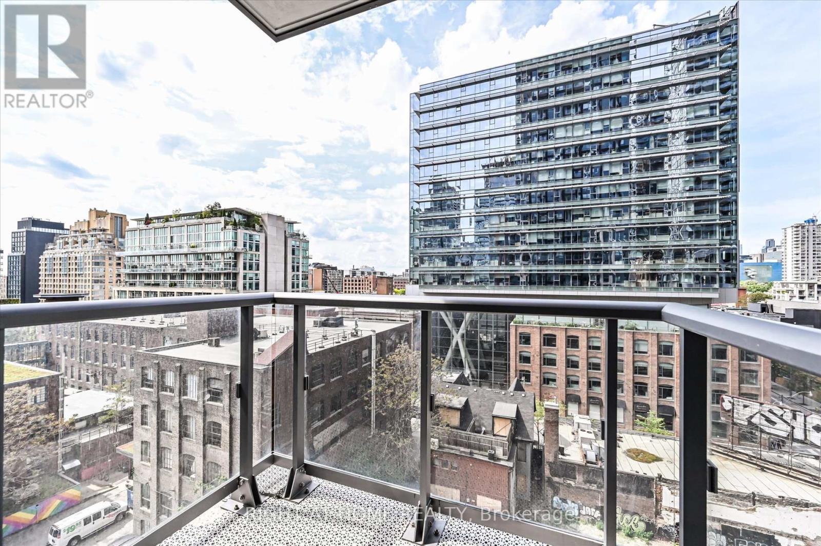 825 - 108 Peter Street, Toronto, Ontario  M5V 0W2 - Photo 16 - C12211915