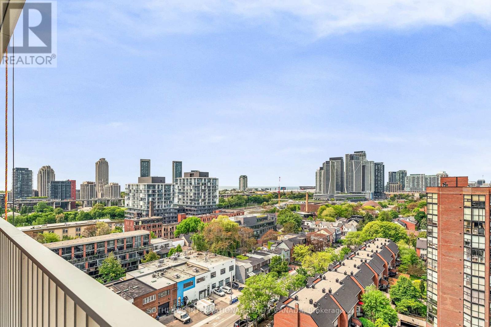 1021 - 88 Bathurst Street, Toronto, Ontario  M5V 0W8 - Photo 20 - C12211917