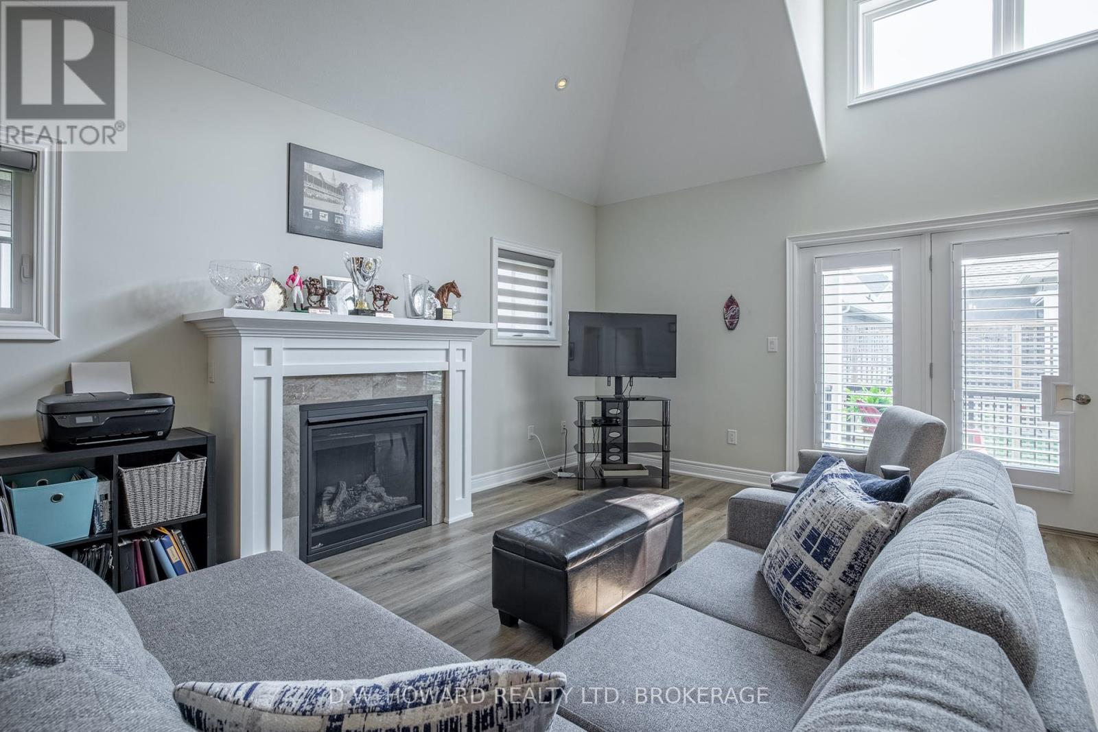 8 Sassafras Row, Fort Erie, Ontario  L0S 1N0 - Photo 11 - X12212090