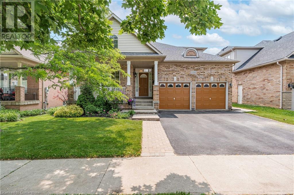 2210 Tiger Road, Burlington, Ontario  L7M 4W9 - Photo 3 - 40737507