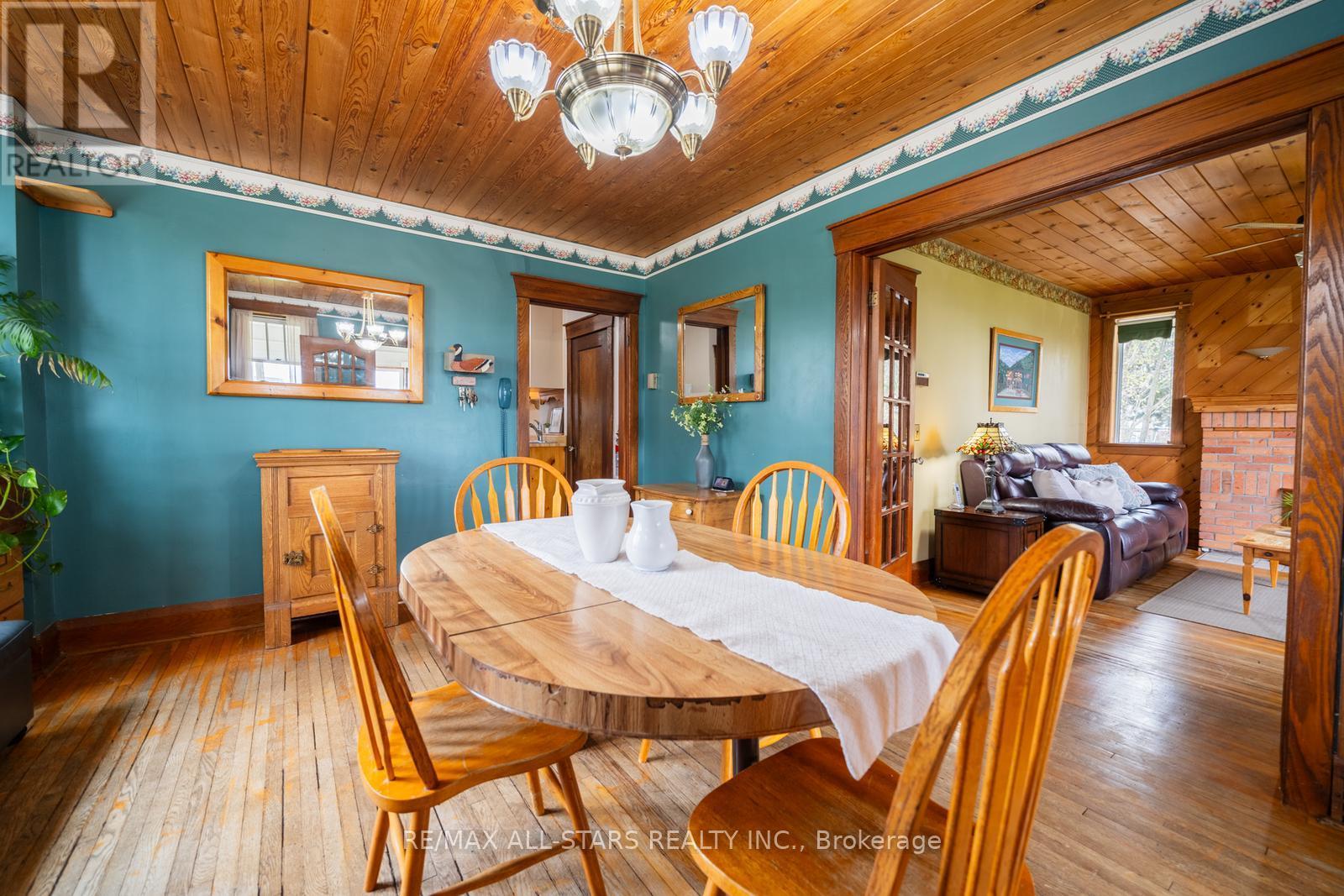12066 48 Highway, Whitchurch-Stouffville, Ontario  L4A 7X5 - Photo 8 - N12125952