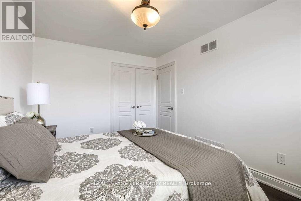 17 Agincourt Road, Vaughan (West Woodbridge), Ontario  L4L 2Z7 - Photo 20 - N12211882