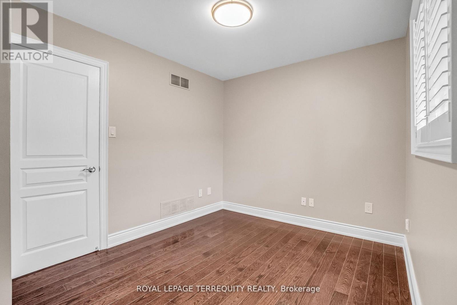 17 Agincourt Road, Vaughan (West Woodbridge), Ontario  L4L 2Z7 - Photo 27 - N12211882