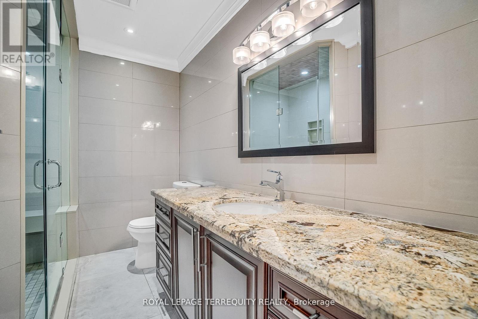 17 Agincourt Road, Vaughan (West Woodbridge), Ontario  L4L 2Z7 - Photo 28 - N12211882