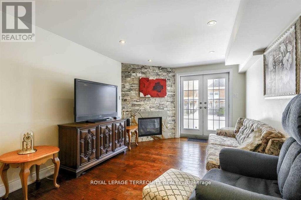 17 Agincourt Road, Vaughan (West Woodbridge), Ontario  L4L 2Z7 - Photo 34 - N12211882
