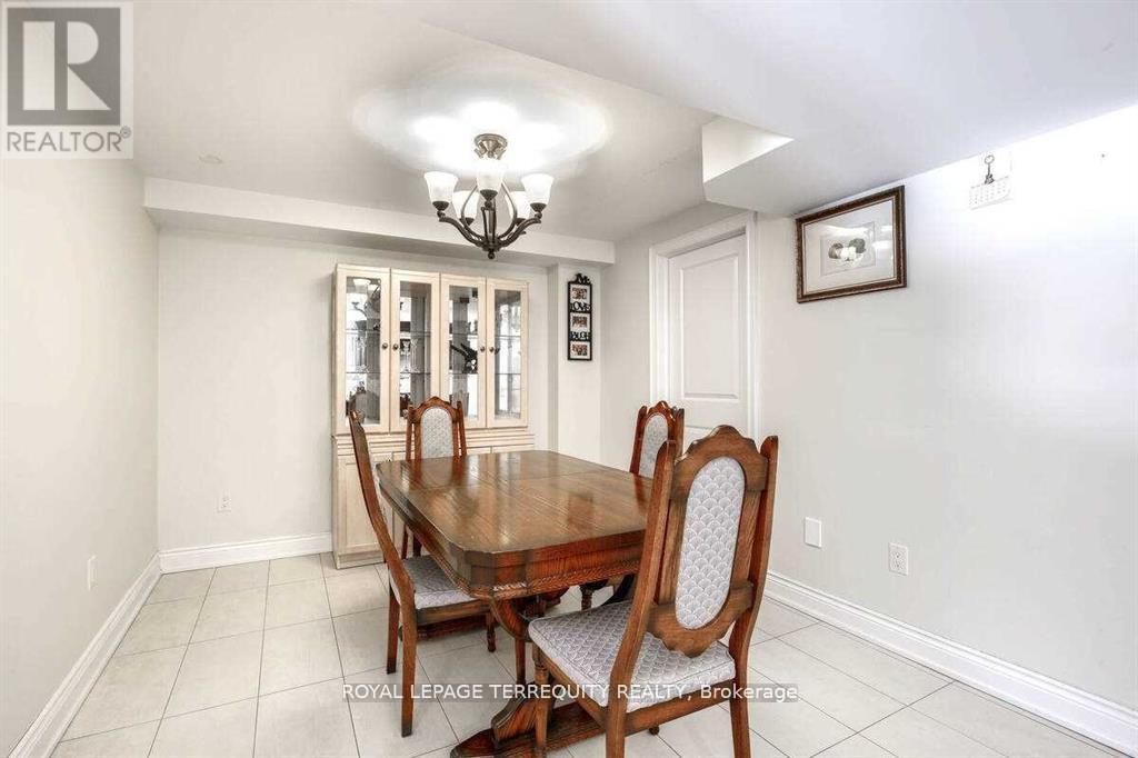 17 Agincourt Road, Vaughan (West Woodbridge), Ontario  L4L 2Z7 - Photo 37 - N12211882