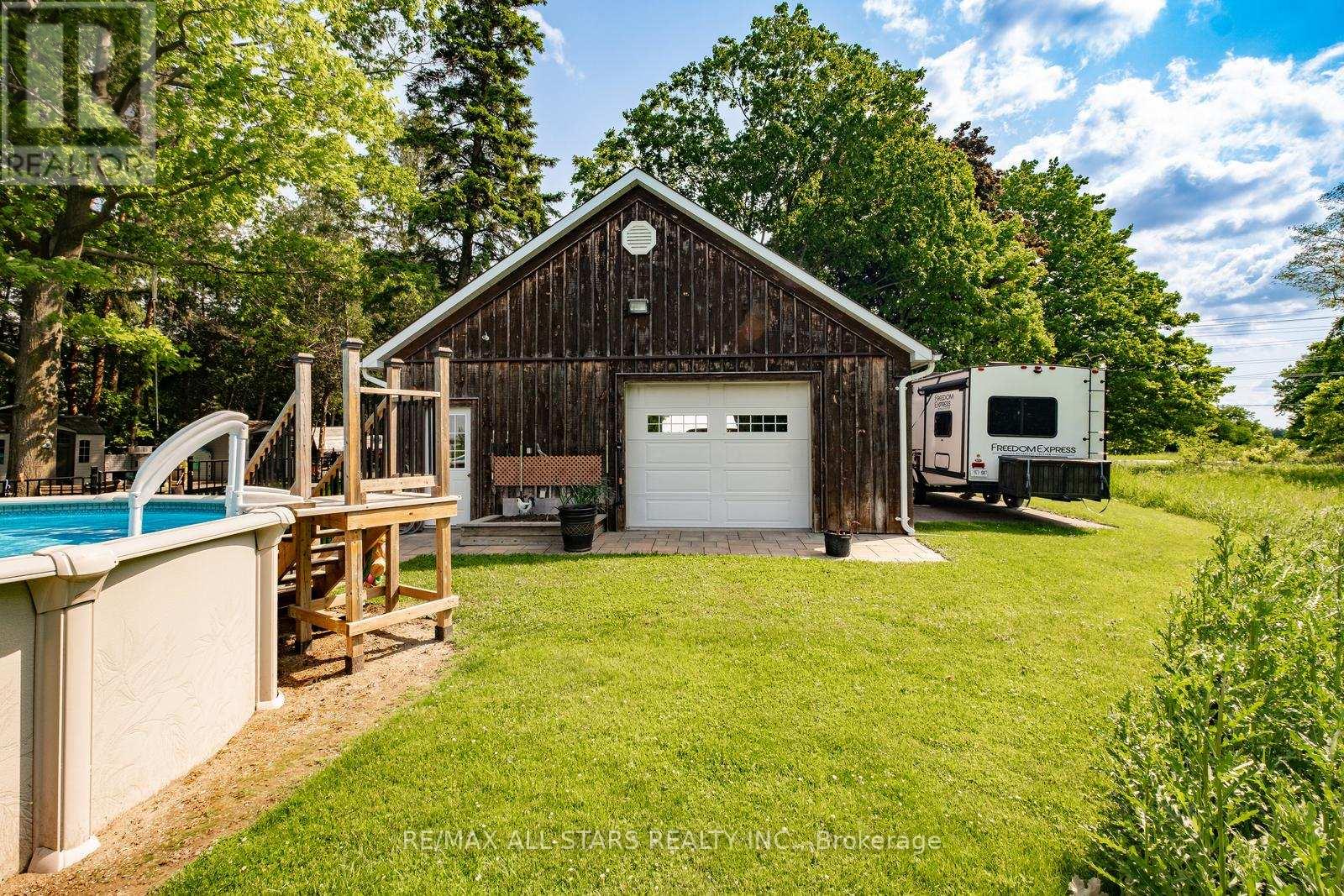 12066 48 Highway, Whitchurch-Stouffville, Ontario  L4A 7X5 - Photo 38 - N12125952