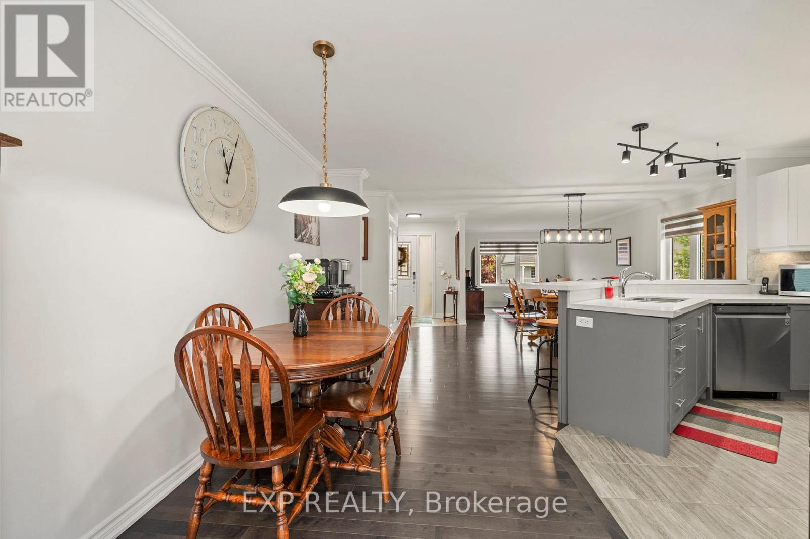 10 Sinclair Crescent, Ramara (Atherley), Ontario  L3V 8K1 - Photo 13 - S12211950