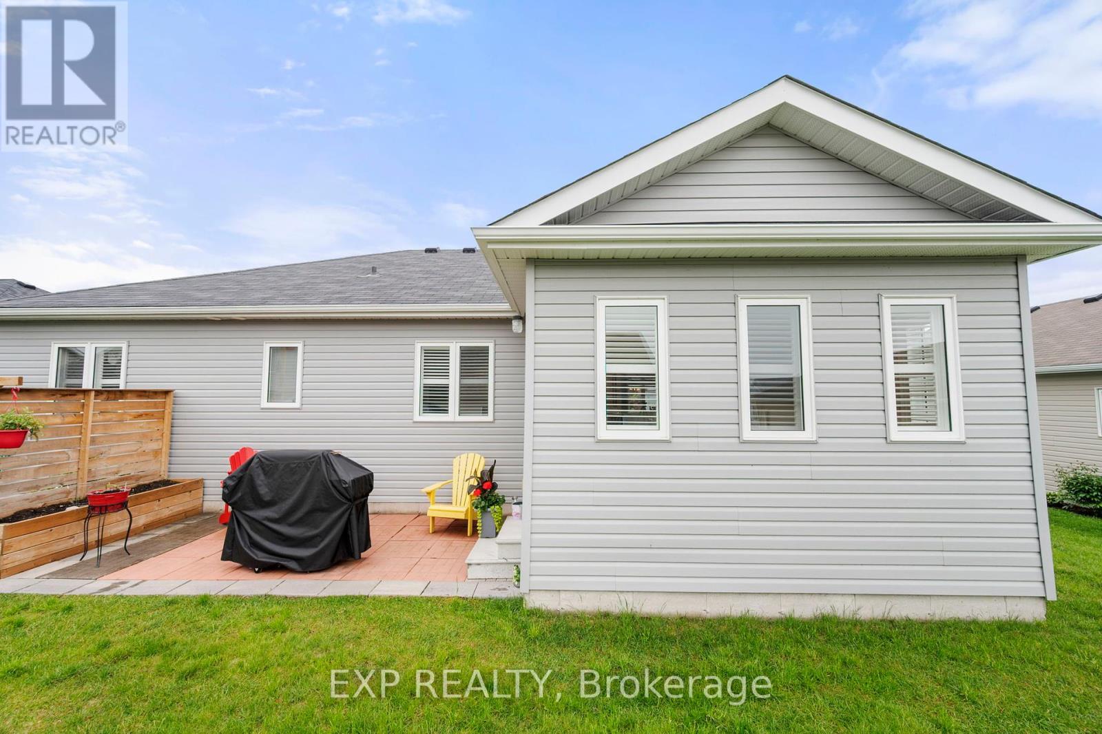 10 Sinclair Crescent, Ramara (Atherley), Ontario  L3V 8K1 - Photo 31 - S12211950