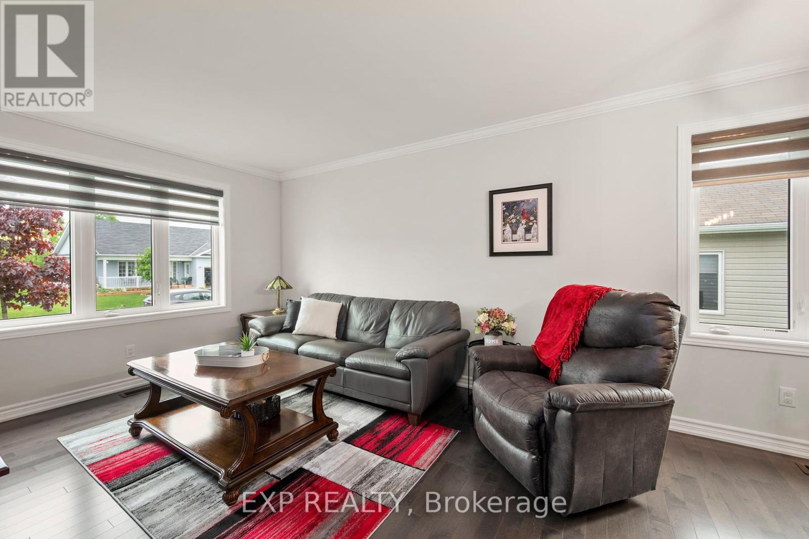 10 Sinclair Crescent, Ramara (Atherley), Ontario  L3V 8K1 - Photo 8 - S12211950