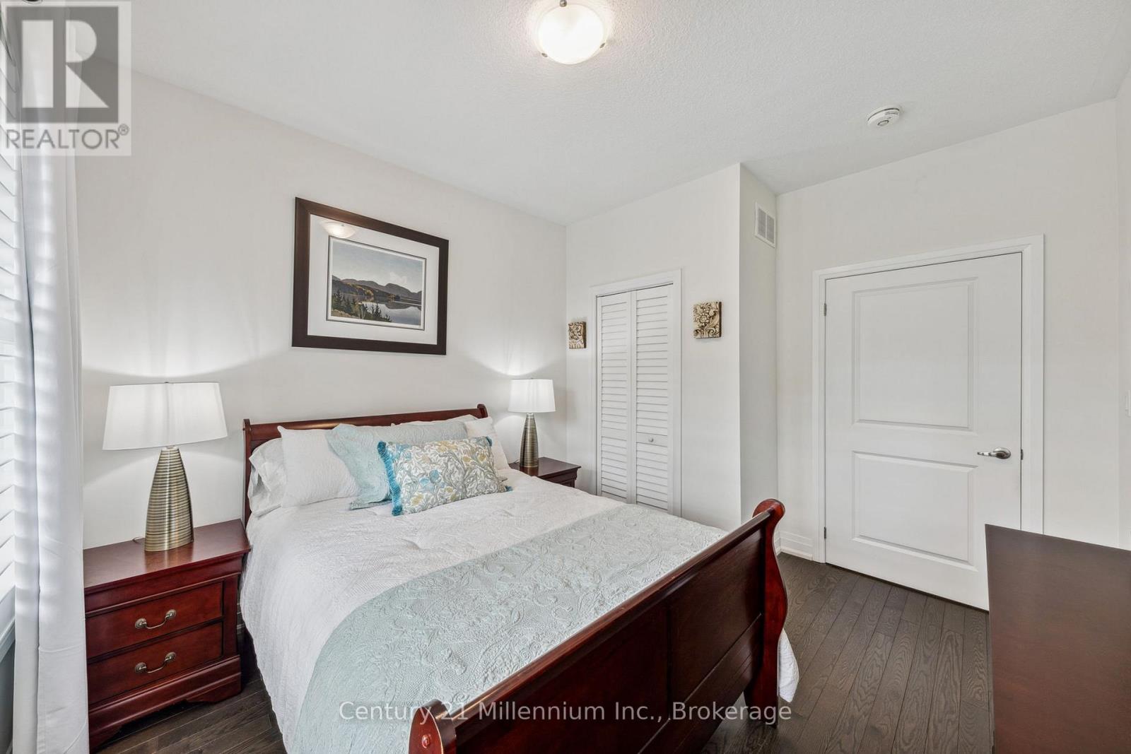 74 Kari Crescent, Collingwood, Ontario  L9Y 0Z7 - Photo 8 - S12212048
