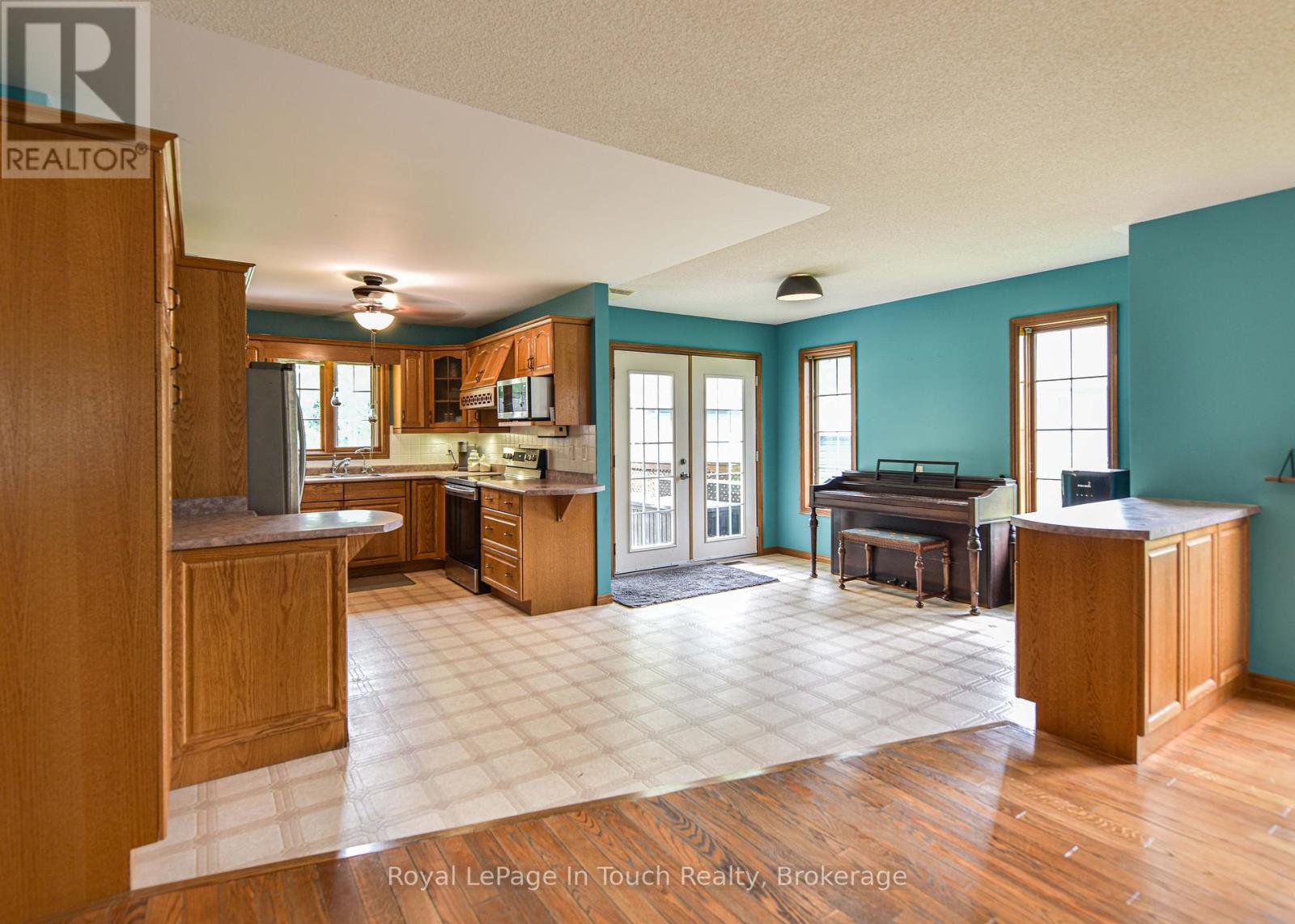 5 Earls Court, Severn, Ontario  L0K 1E0 - Photo 14 - S12212149
