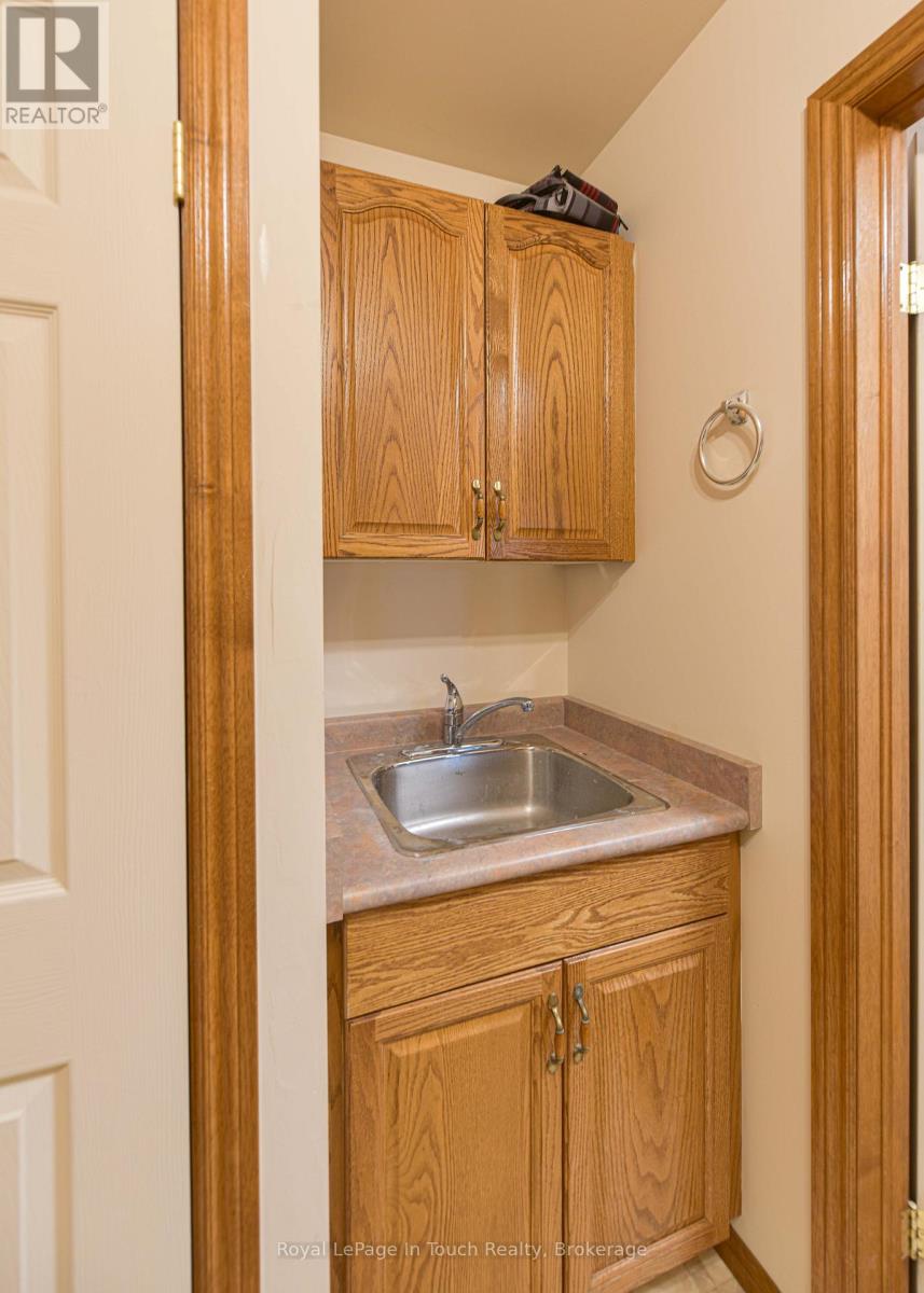 5 Earls Court, Severn, Ontario  L0K 1E0 - Photo 20 - S12212149