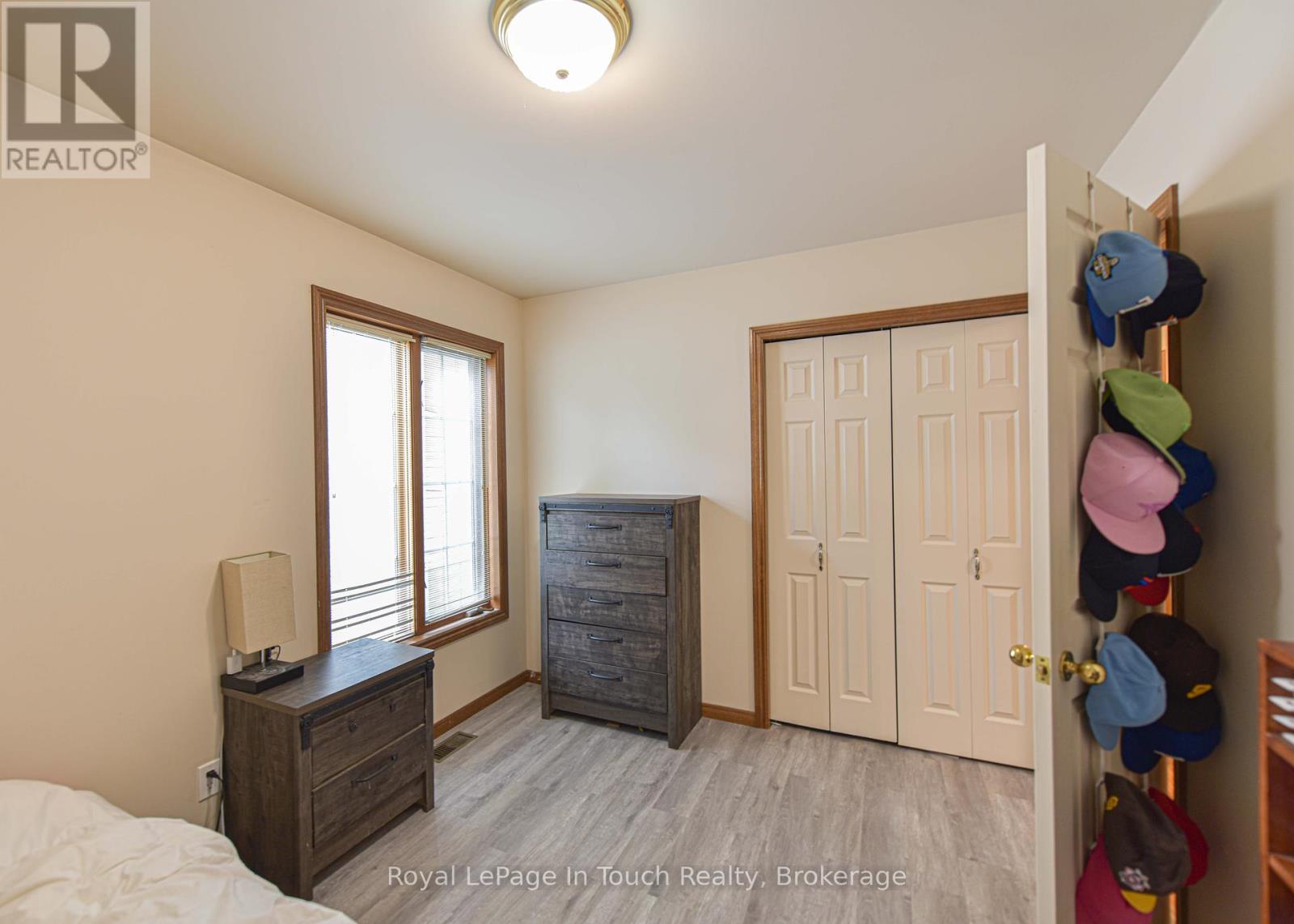 5 Earls Court, Severn, Ontario  L0K 1E0 - Photo 24 - S12212149