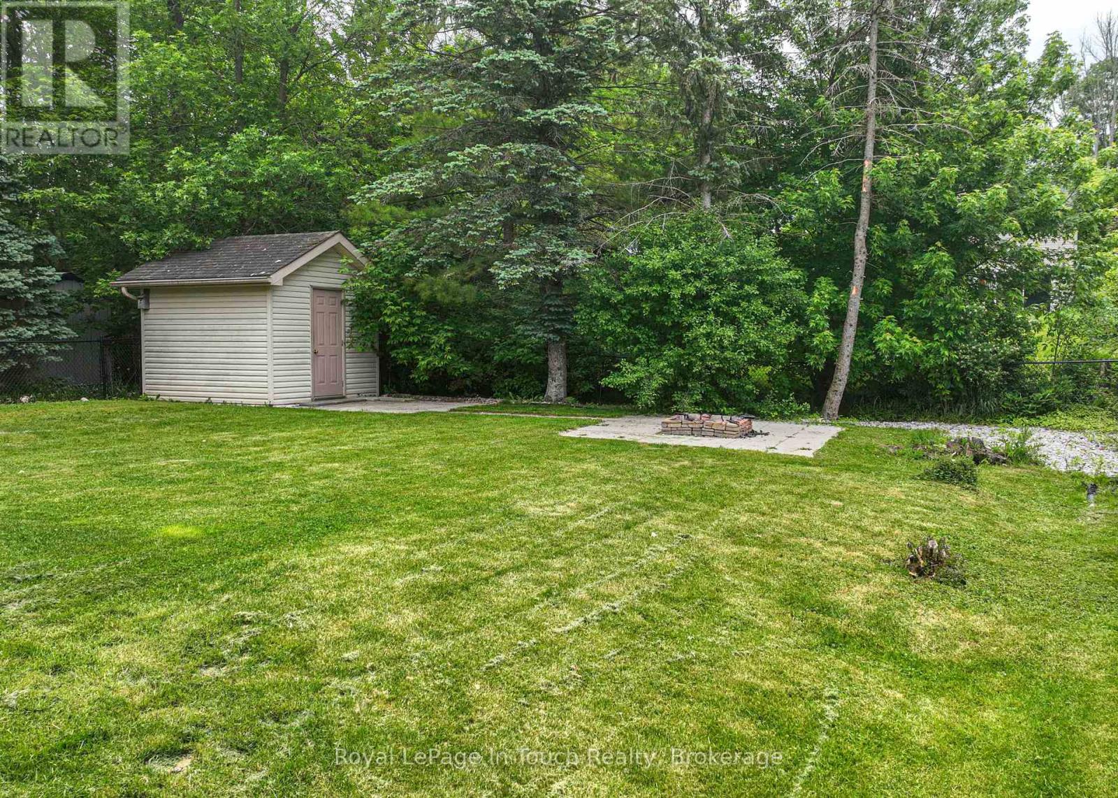 5 Earls Court, Severn, Ontario  L0K 1E0 - Photo 4 - S12212149