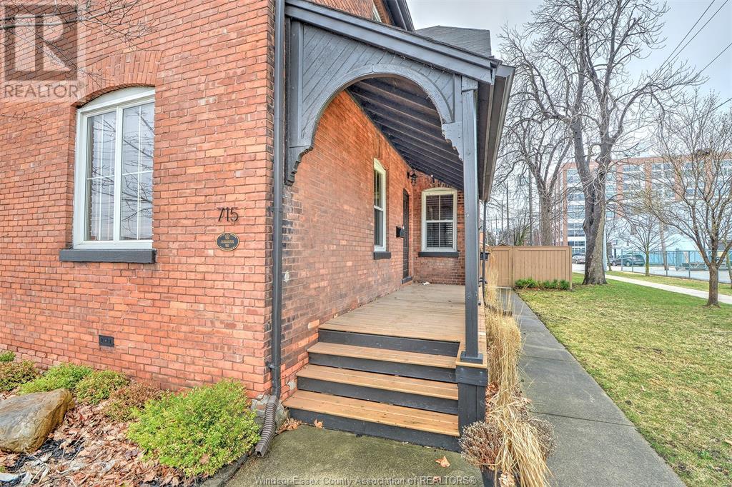 715 Walker Road, Windsor, Ontario  N8Y 2N2 - Photo 10 - 25014719