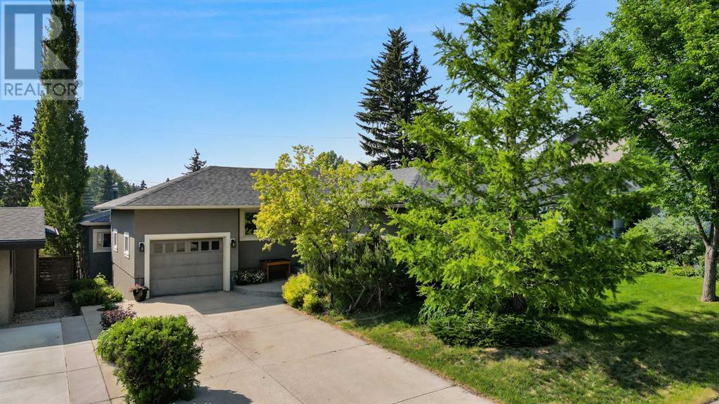 21 Columbia Place NW, calgary, Alberta