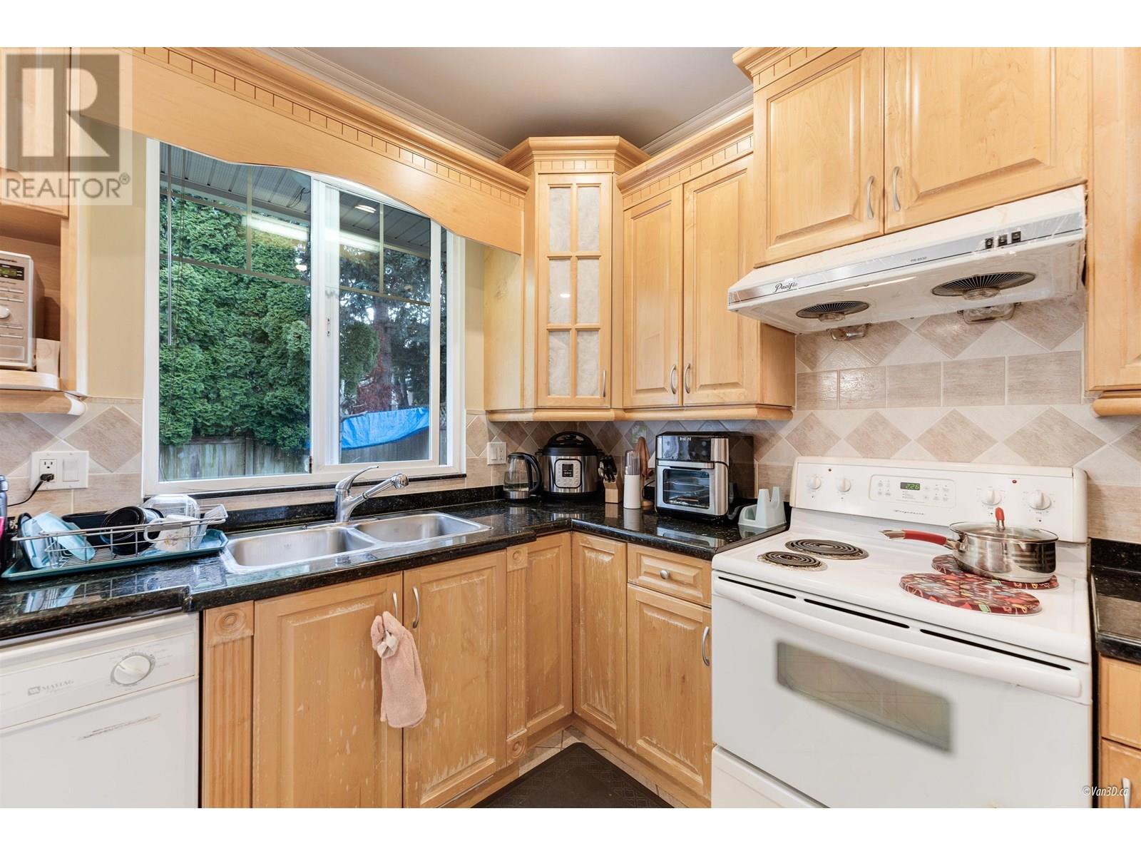 6 7188 Blundell Road, Richmond, British Columbia  V6Y 1J4 - Photo 18 - R2980084
