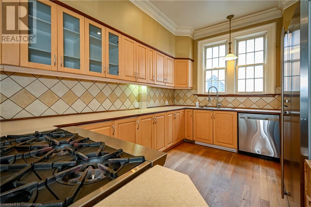 140 Lancaster Street Unit# E, Kitchener, Ontario  N2H 1N1 - Photo 33 - 40739834