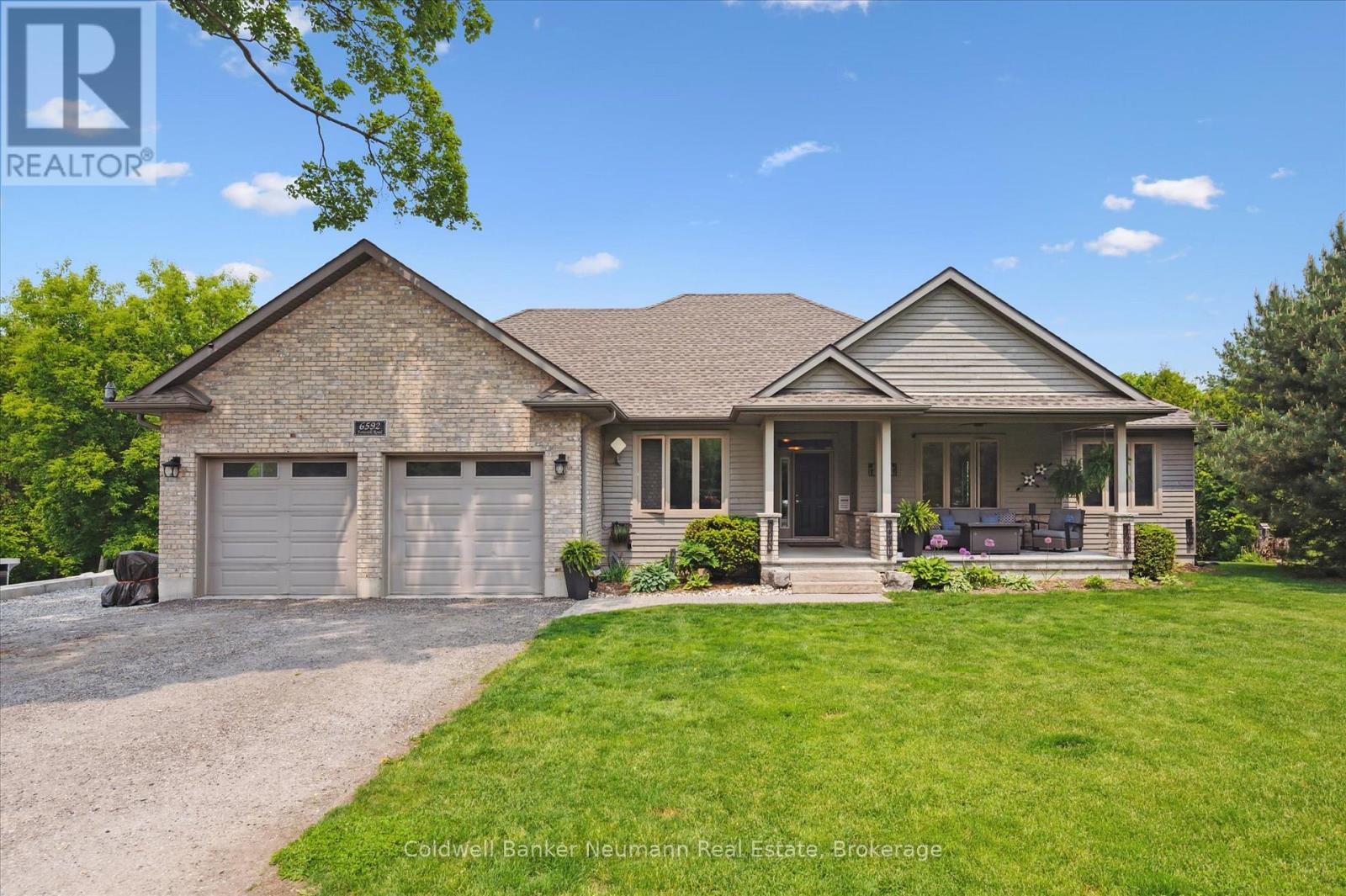 6592 Forestell Road, Puslinch, Ontario  N1H 6J3 - Photo 2 - X12211994