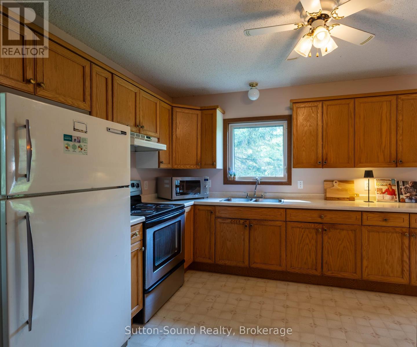 105331 10 Side Road, Meaford, Ontario  N4L 1W5 - Photo 10 - X12212071