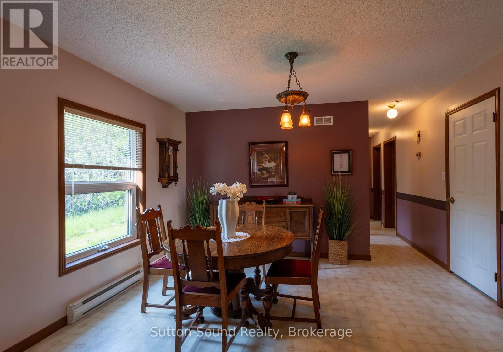 105331 10 Side Road, Meaford, Ontario  N4L 1W5 - Photo 11 - X12212071