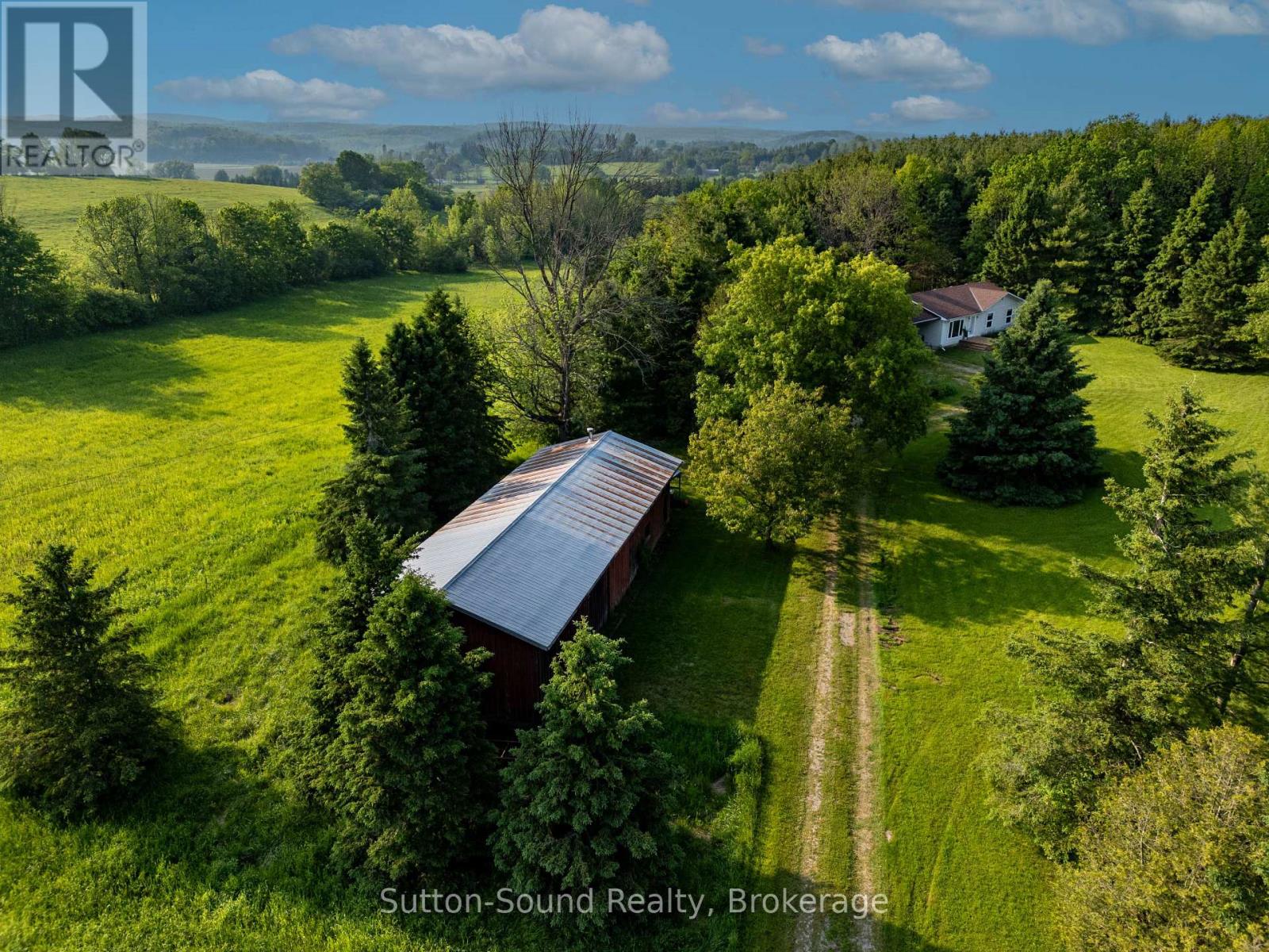 105331 10 Side Road, Meaford, Ontario  N4L 1W5 - Photo 4 - X12212071