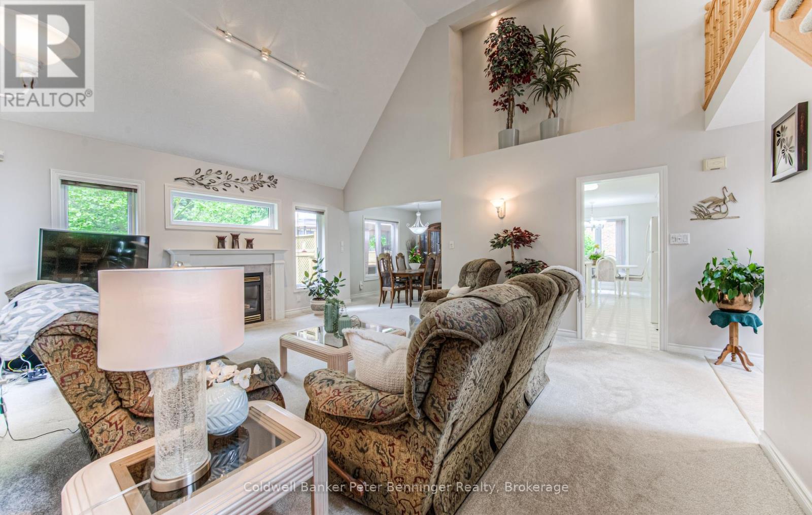 416 Forestlawn Road, Waterloo, Ontario  N2K 2J6 - Photo 8 - X12212078