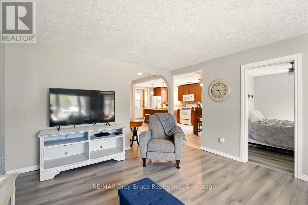 1789 6th Avenue E, Owen Sound, Ontario  N4K 2V9 - Photo 16 - X12212128